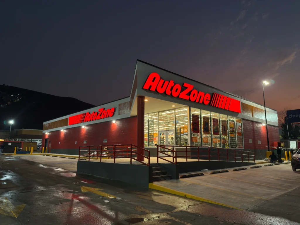 Autozone Río de los Remedios